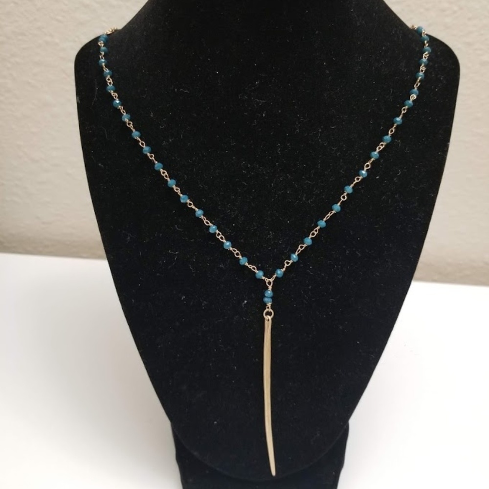NWT Canvas Delicate Spear Y-Necklace